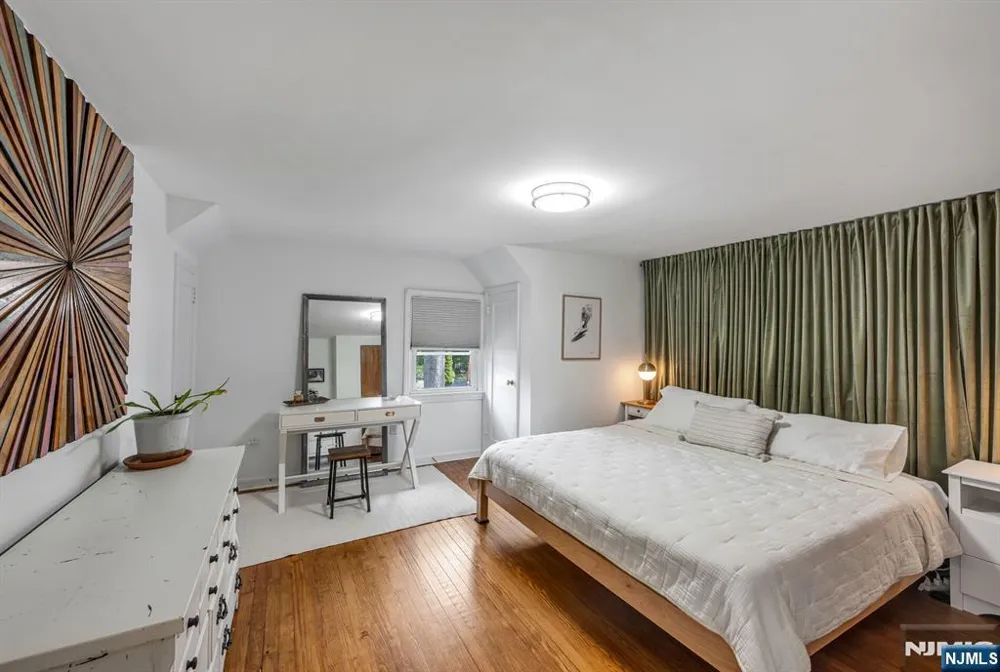69 7th Street Cresskill, NJ 07626