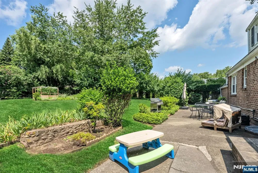 69 7th Street Cresskill, NJ 07626