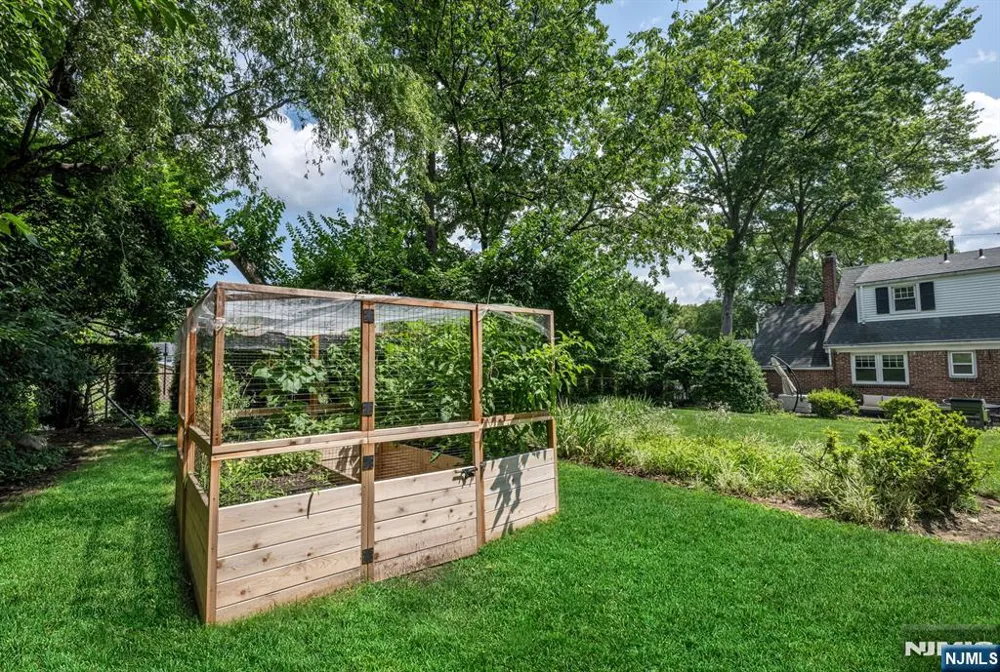 69 7th Street Cresskill, NJ 07626