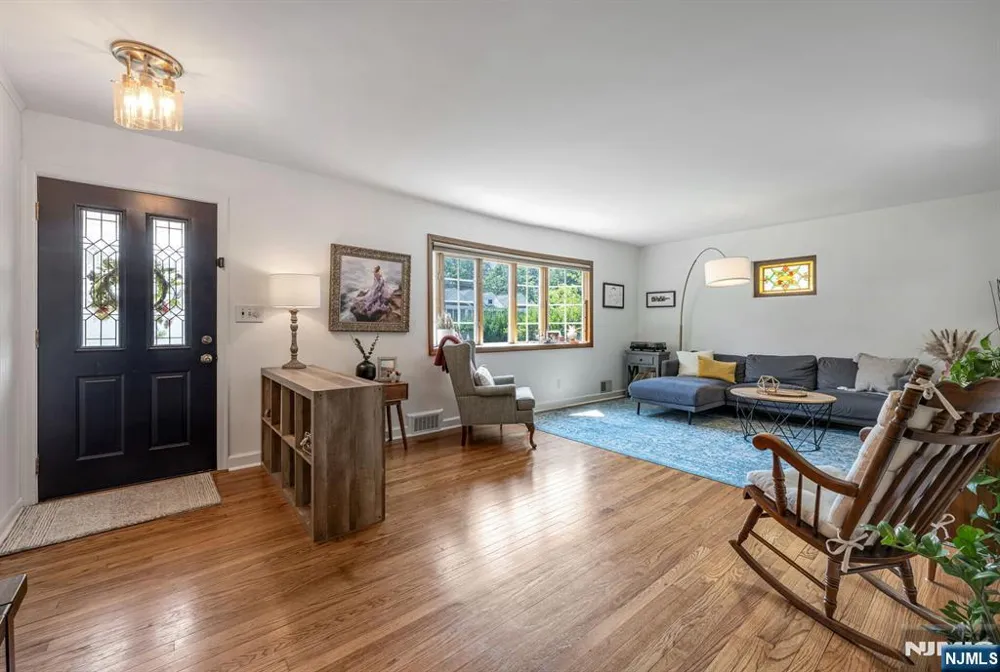 69 7th Street Cresskill, NJ 07626