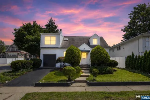 407 Palisade Avenue