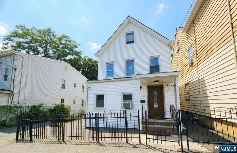 109 N 7th Street Paterson, NJ 07522