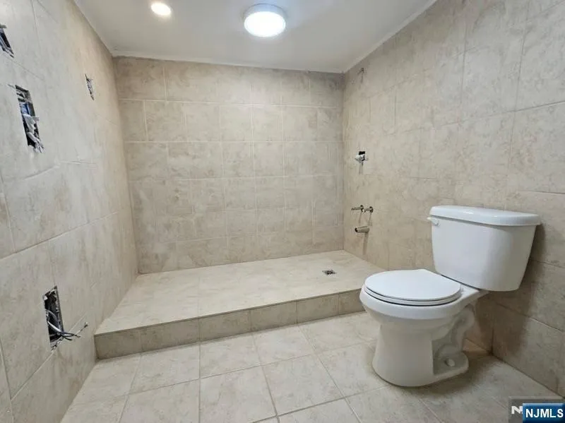 109 N 7th Street Paterson, NJ 07522