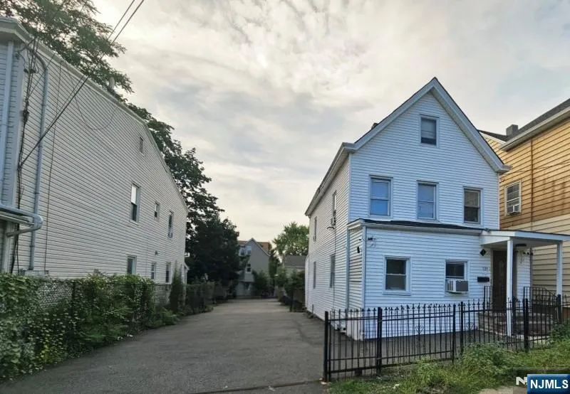 109 N 7th Street Paterson, NJ 07522