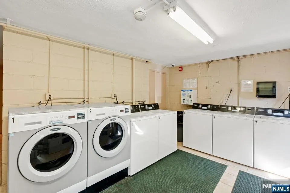 20 Jefferson Street A8 Hackensack, NJ 07601