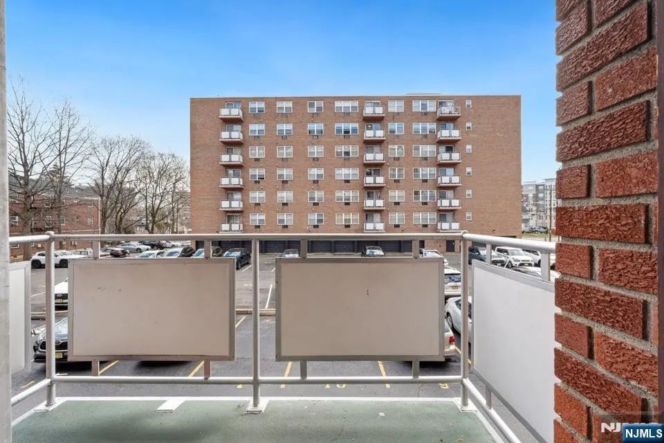 20 Jefferson Street A8 Hackensack, NJ 07601