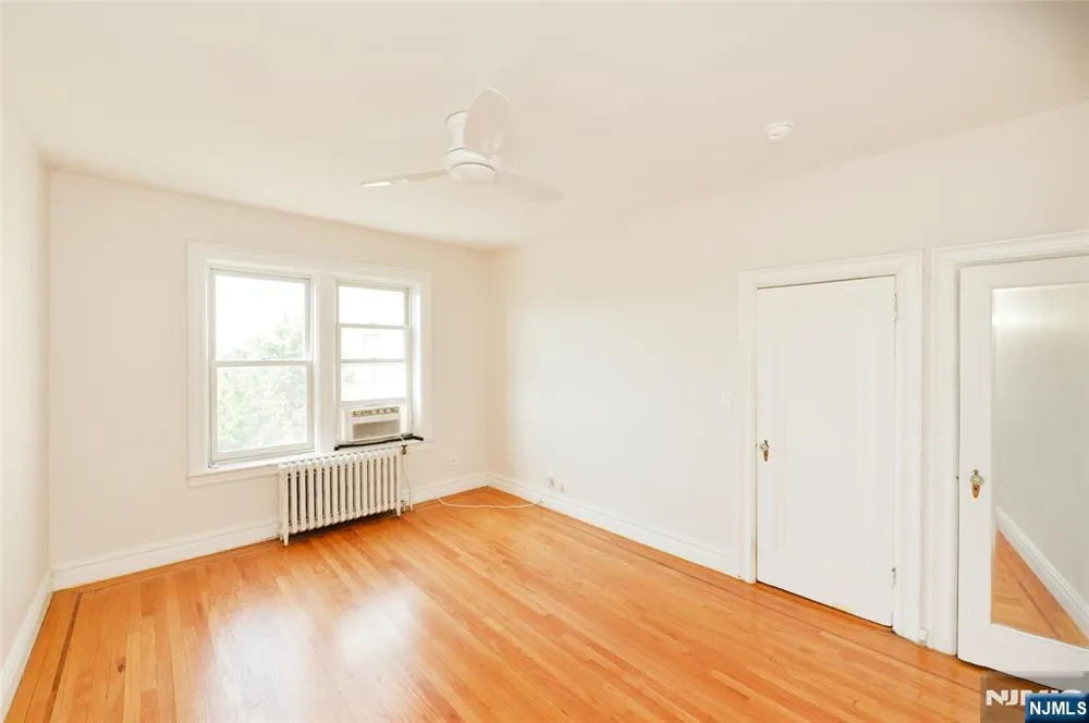 63 Sherman Place D5 Jersey City, NJ 07307
