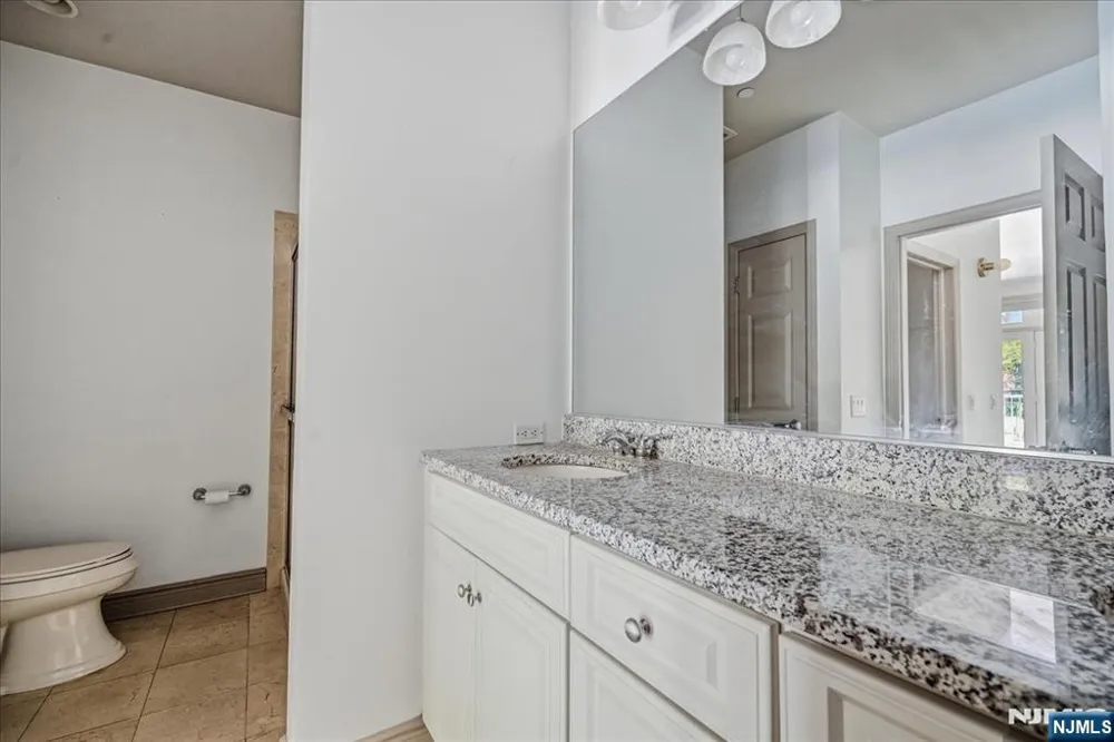 7400 River Road 217 North Bergen, NJ 07047