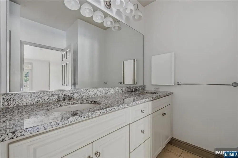 7400 River Road 217 North Bergen, NJ 07047