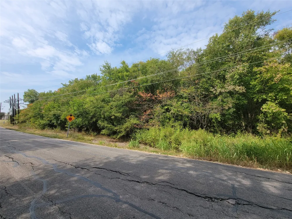 County Road 1076 Farmersville, TX 75442