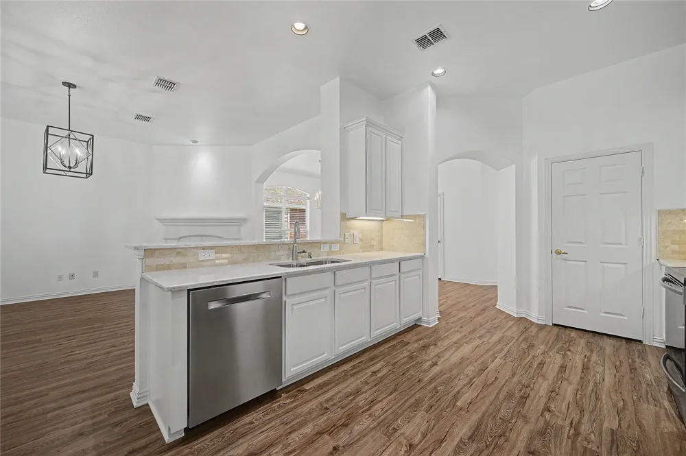 916 Medinah Drive Fairview, TX 75069