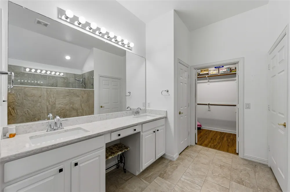 916 Medinah Drive Fairview, TX 75069