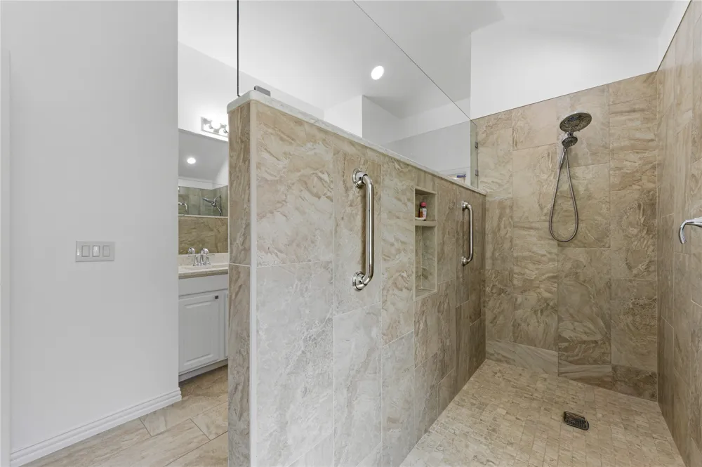 916 Medinah Drive Fairview, TX 75069