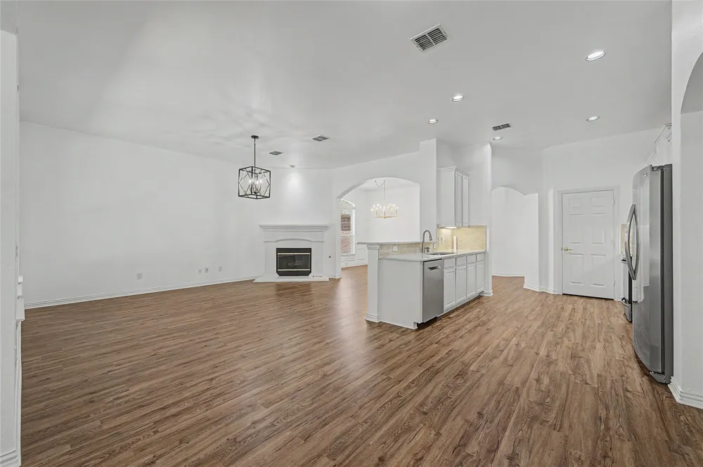 916 Medinah Drive Fairview, TX 75069