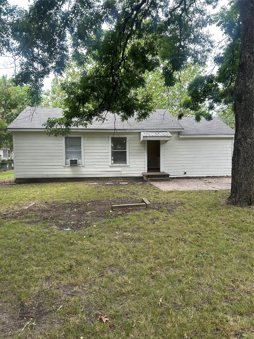 1615 Highland Avenue Sherman, TX 75092