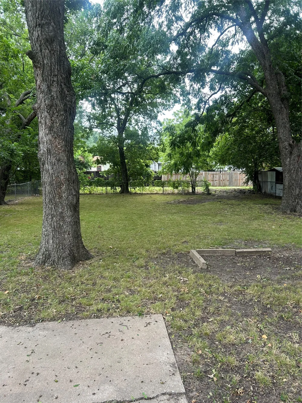 1615 Highland Avenue Sherman, TX 75092