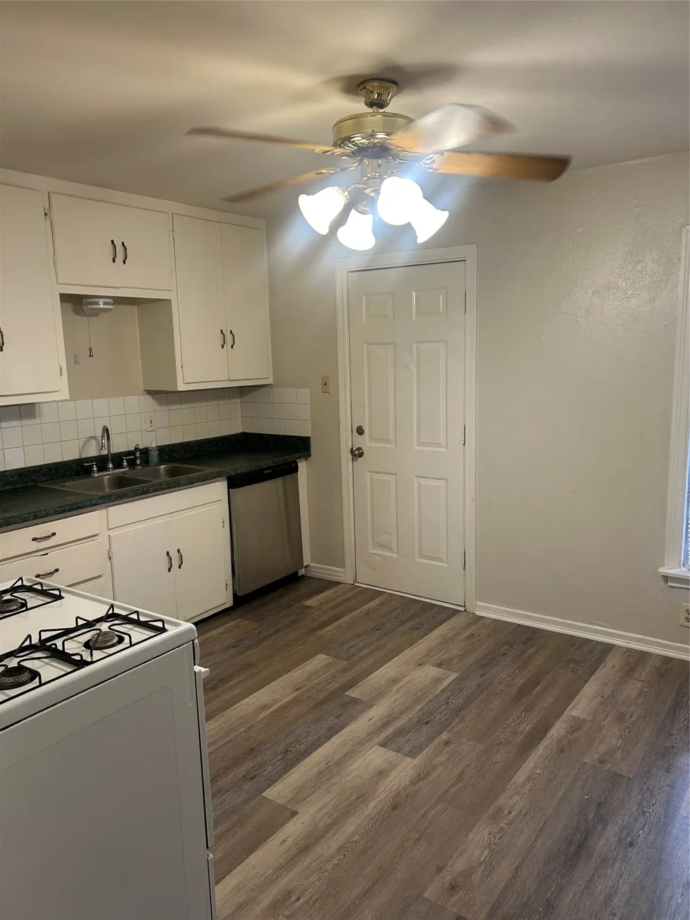 1615 Highland Avenue Sherman, TX 75092