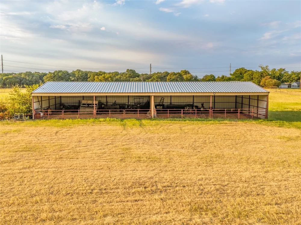 1790 Old Base Road Aurora, TX 76078