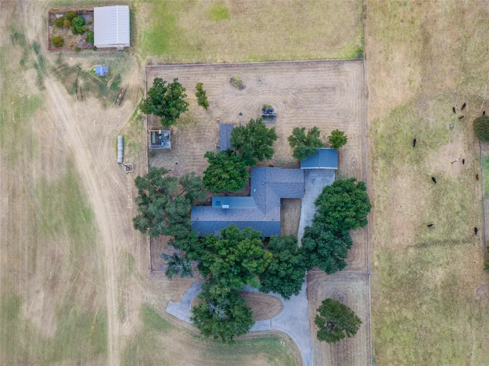 1790 Old Base Road Aurora, TX 76078