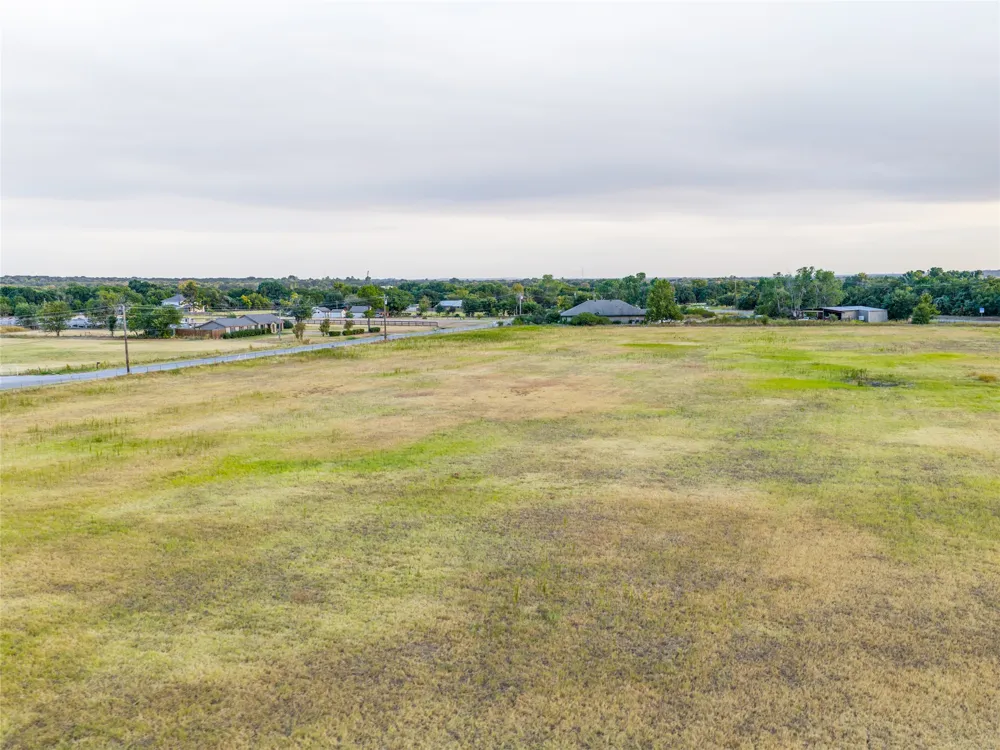 1790 Old Base Road Aurora, TX 76078