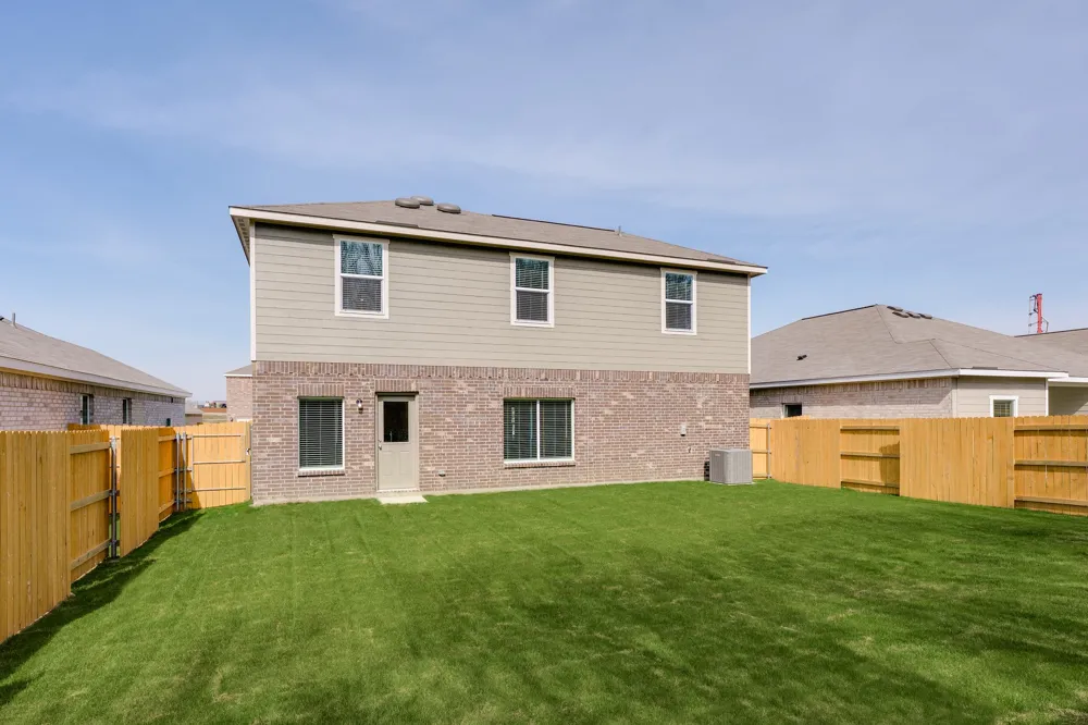 1702 Paul Drive Seagoville, TX 75159