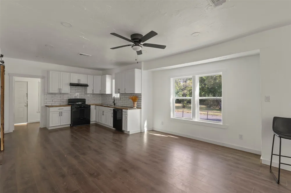 1212 Earl Street Commerce, TX 75428