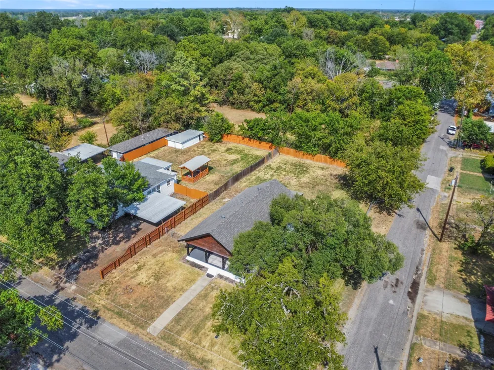 1212 Earl Street Commerce, TX 75428