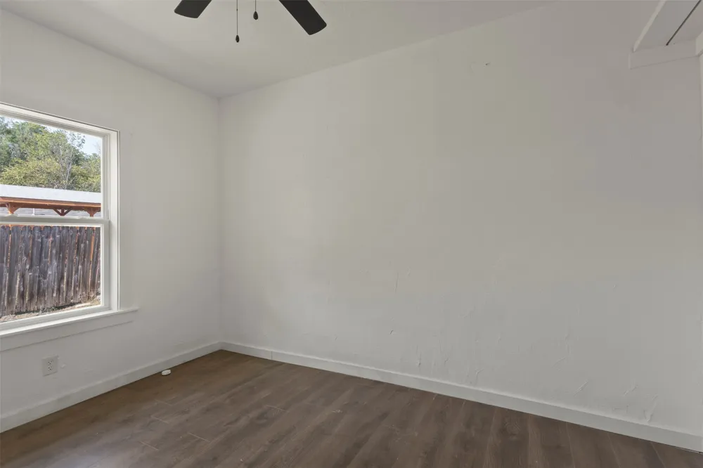 1212 Earl Street Commerce, TX 75428