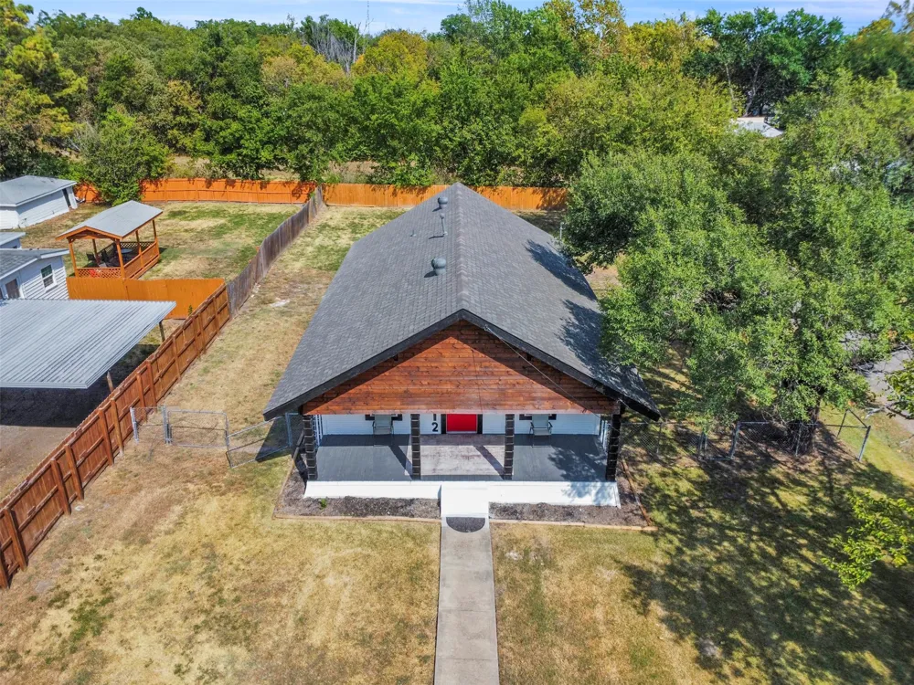 1212 Earl Street Commerce, TX 75428