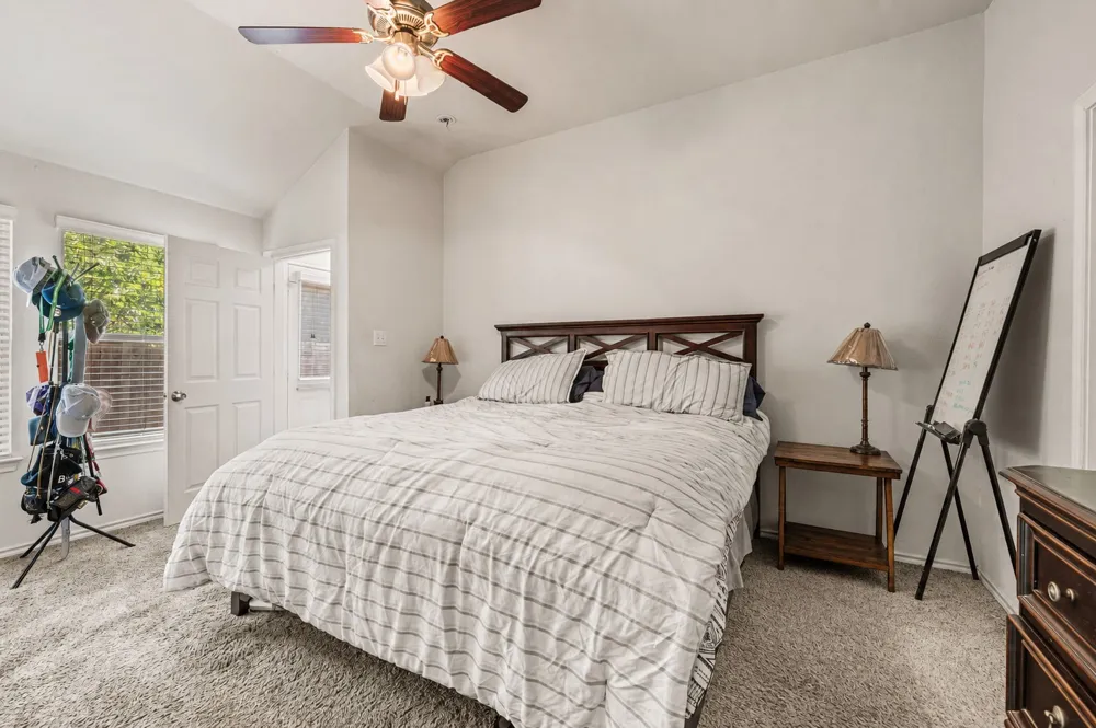 1800 Kings Cross Drive Lancaster, TX 75134