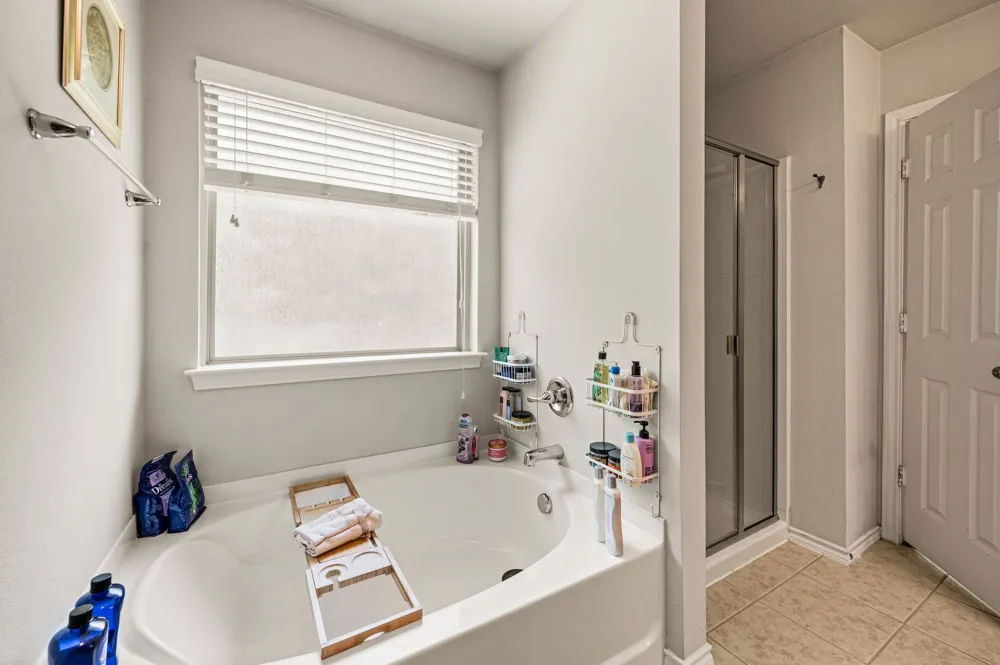 1800 Kings Cross Drive Lancaster, TX 75134