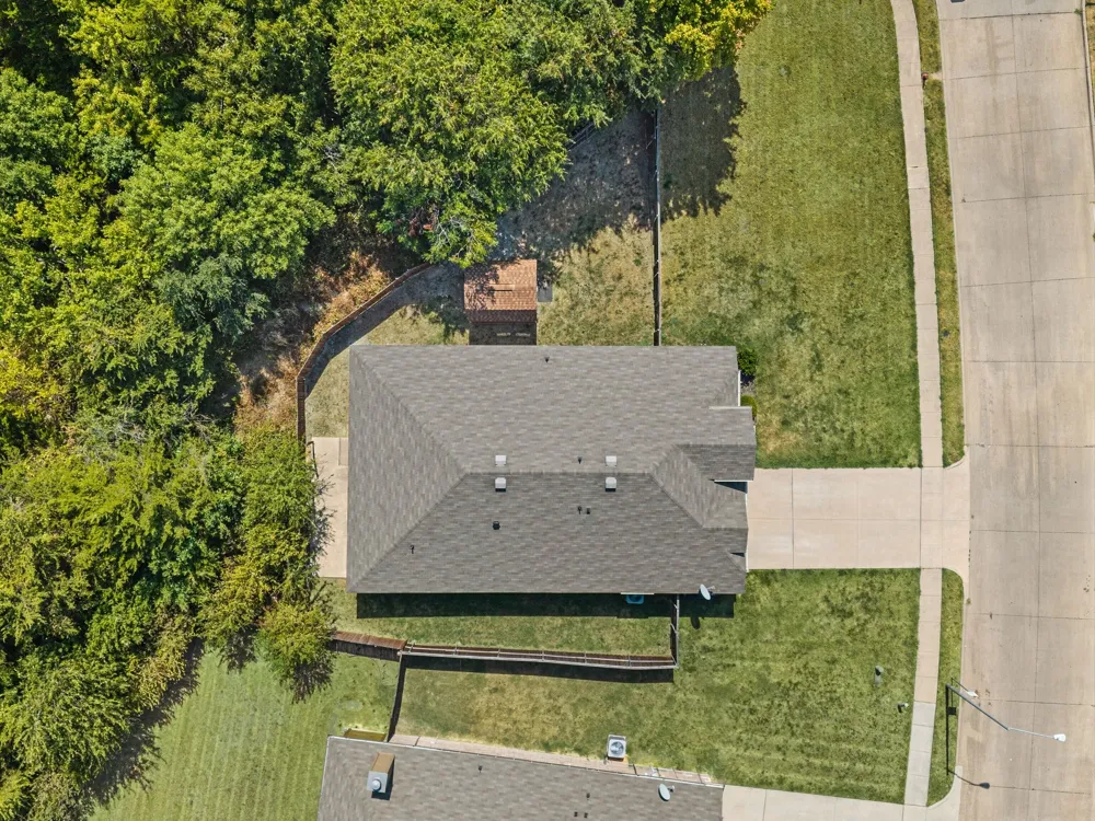 1800 Kings Cross Drive Lancaster, TX 75134
