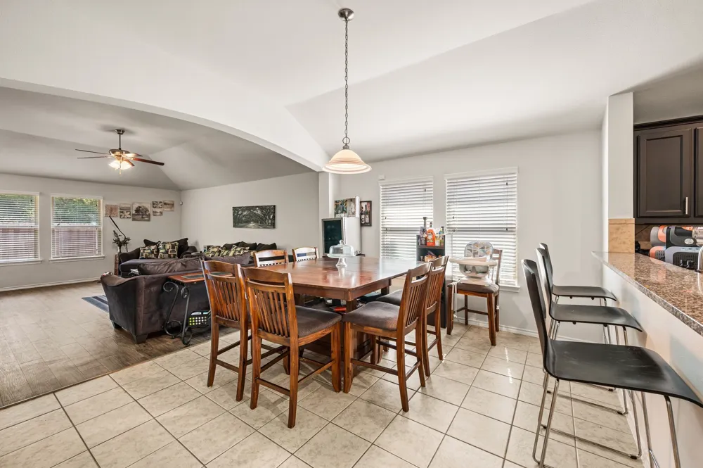 1800 Kings Cross Drive Lancaster, TX 75134