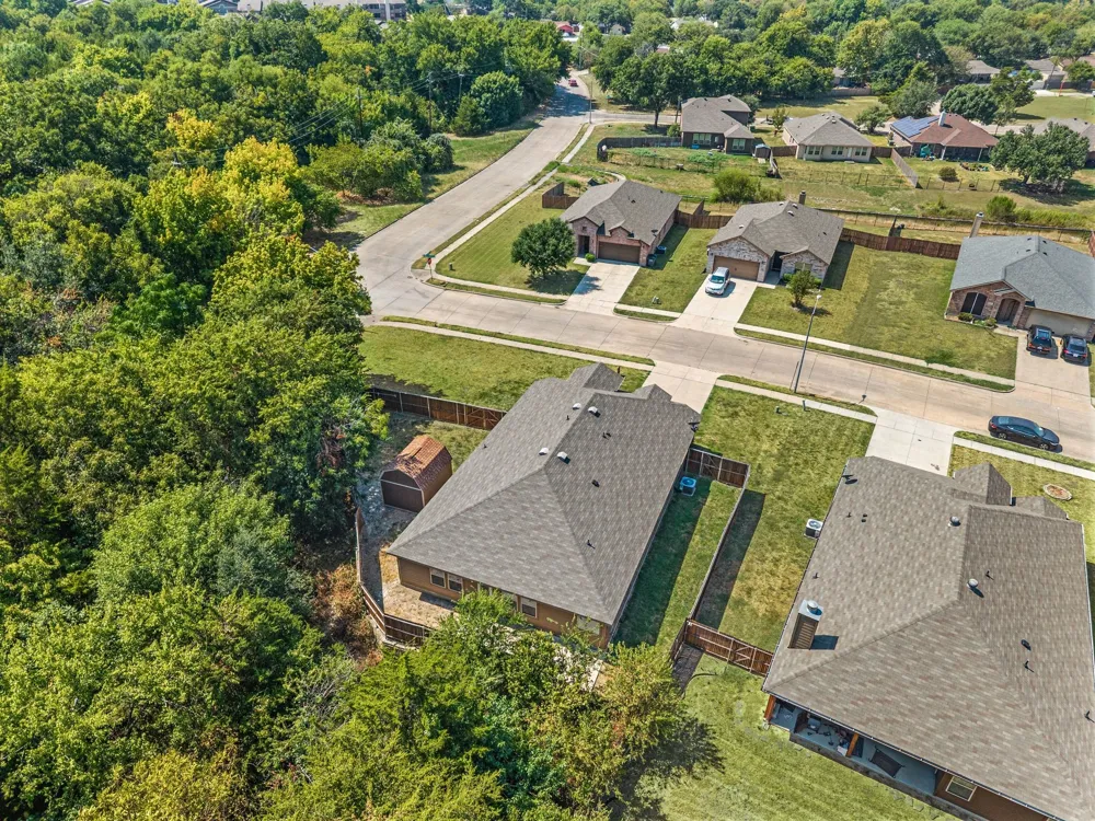 1800 Kings Cross Drive Lancaster, TX 75134