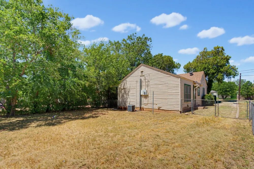 2717 S 11th Street Abilene, TX 79605