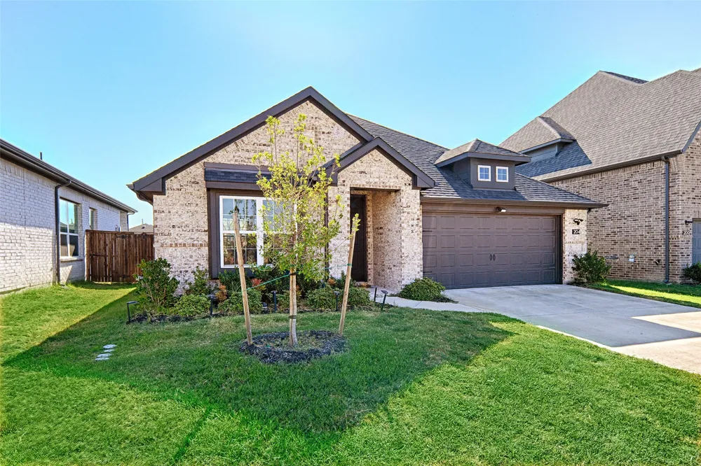 204 Tartane Drive Anna, TX 75409