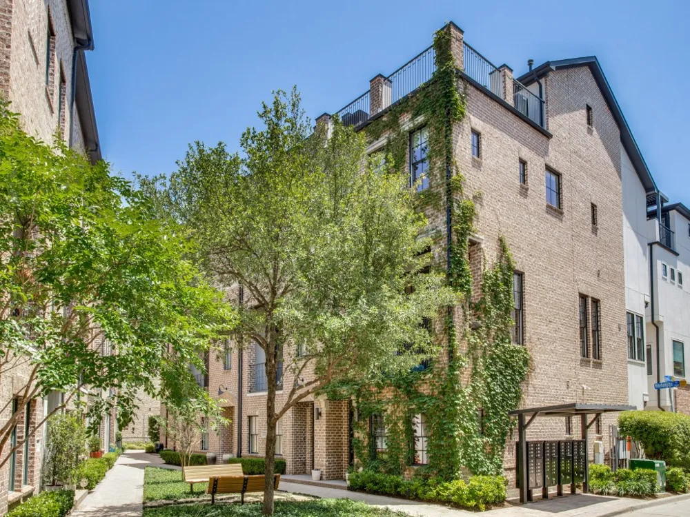 2113 Minehampton Lane Dallas, TX 75201