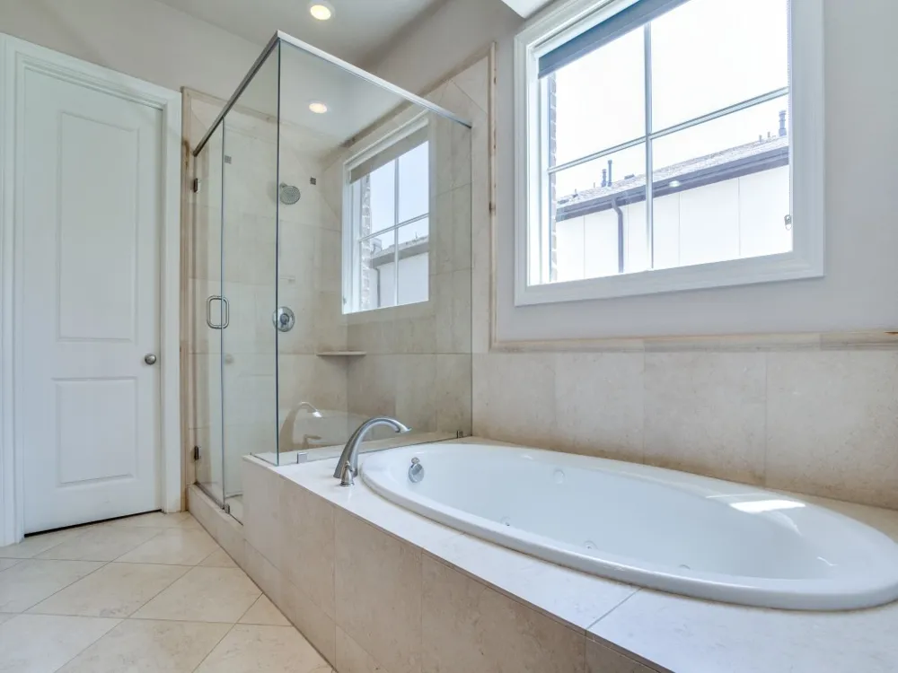 2113 Minehampton Lane Dallas, TX 75201