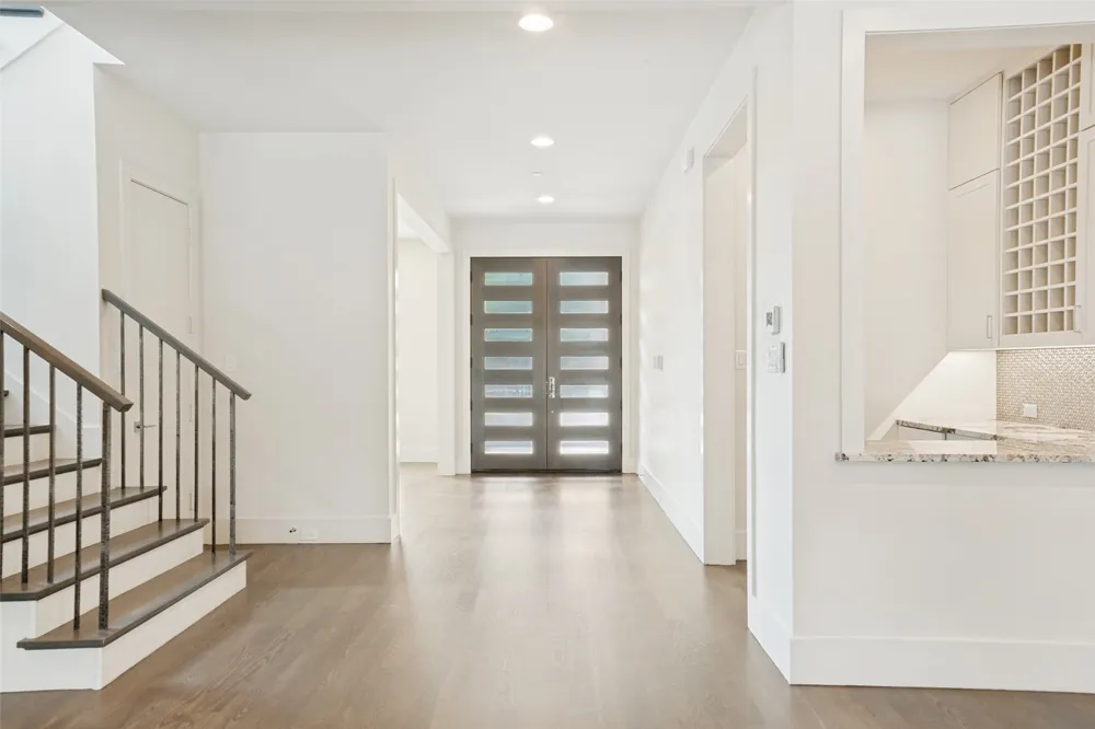 7714 Roper Street Dallas, TX 75209