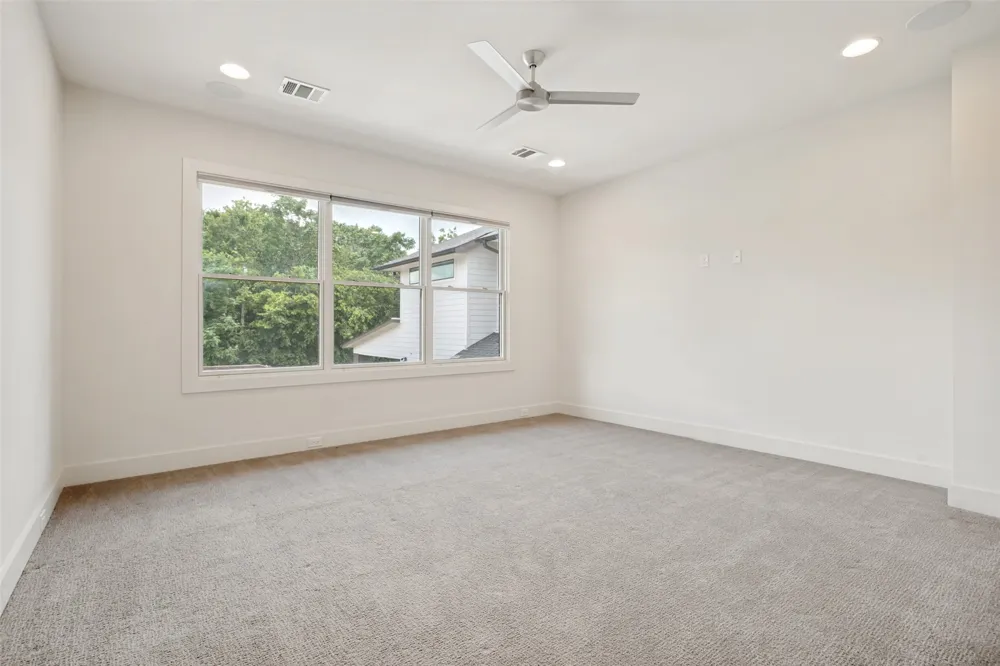 7714 Roper Street Dallas, TX 75209