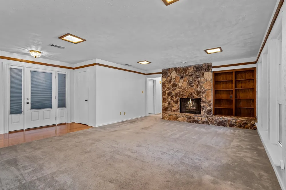 1304 River Oaks Drive Flower Mound, TX 75028