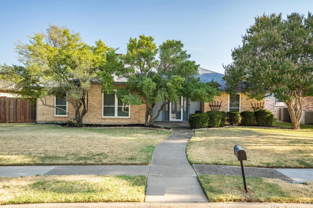 1304 River Oaks Drive Flower Mound, TX 75028
