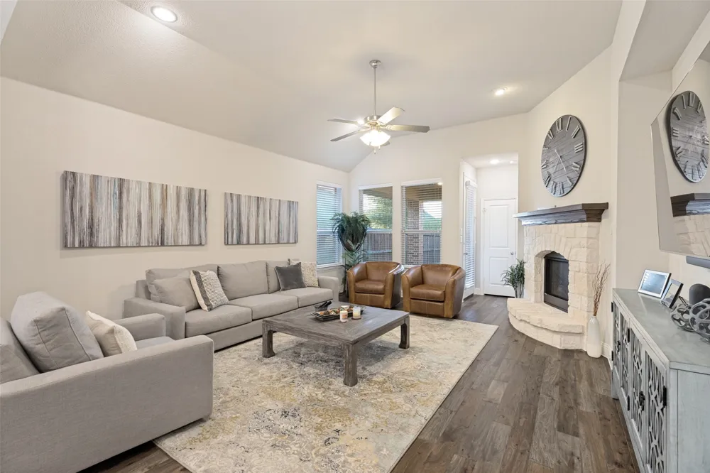 509 Lake Livingston Trail McKinney, TX 75071