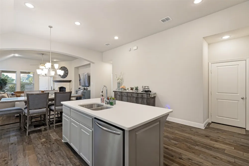509 Lake Livingston Trail McKinney, TX 75071