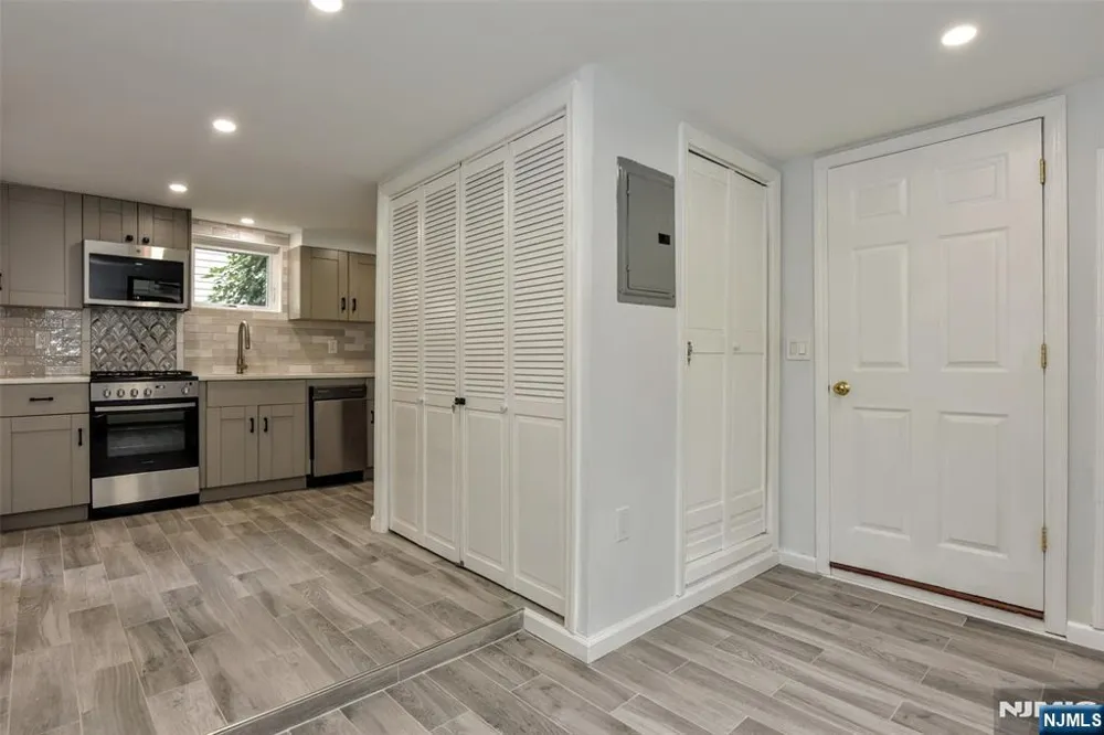 112 Pink Street Hackensack, NJ 07601