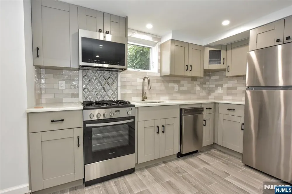 112 Pink Street Hackensack, NJ 07601