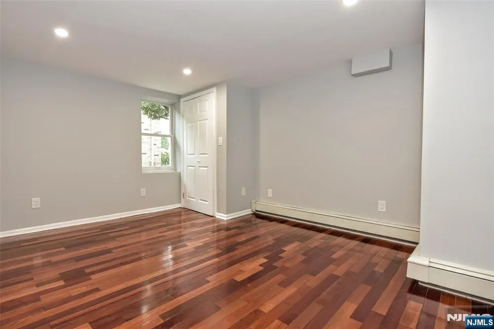 112 Pink Street Hackensack, NJ 07601