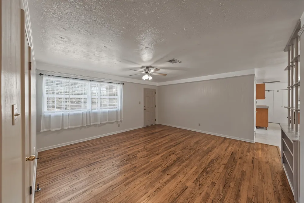 4120 Church Drive Lake Worth, TX 76135