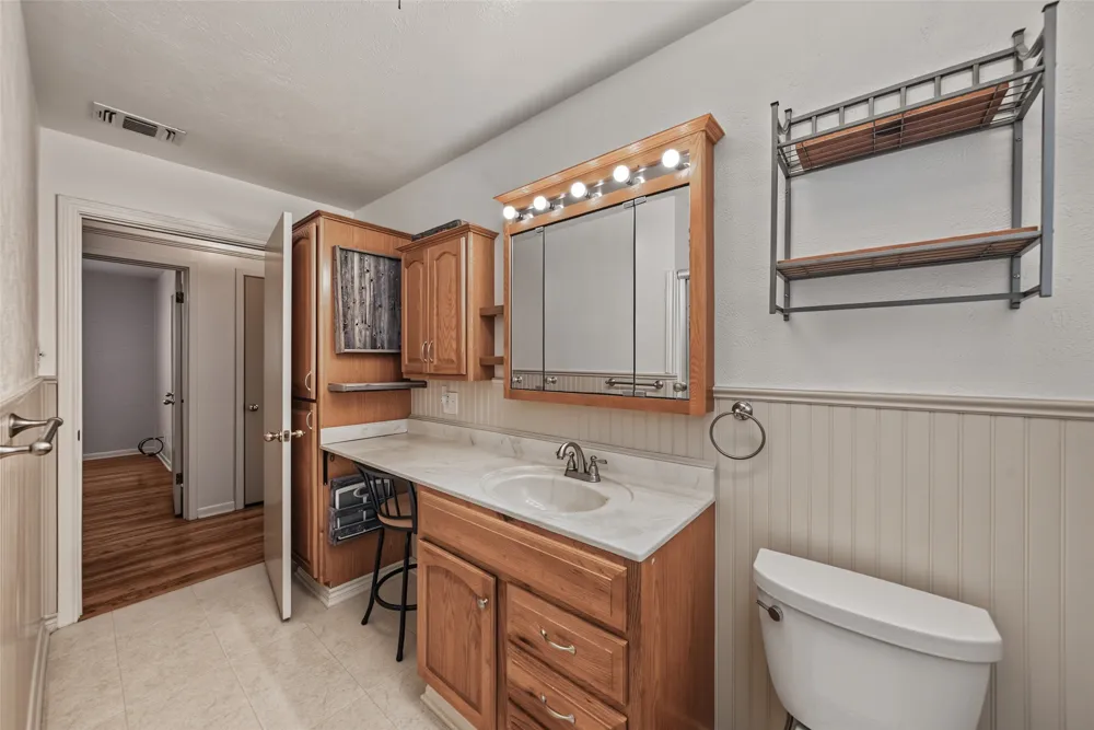 4120 Church Drive Lake Worth, TX 76135