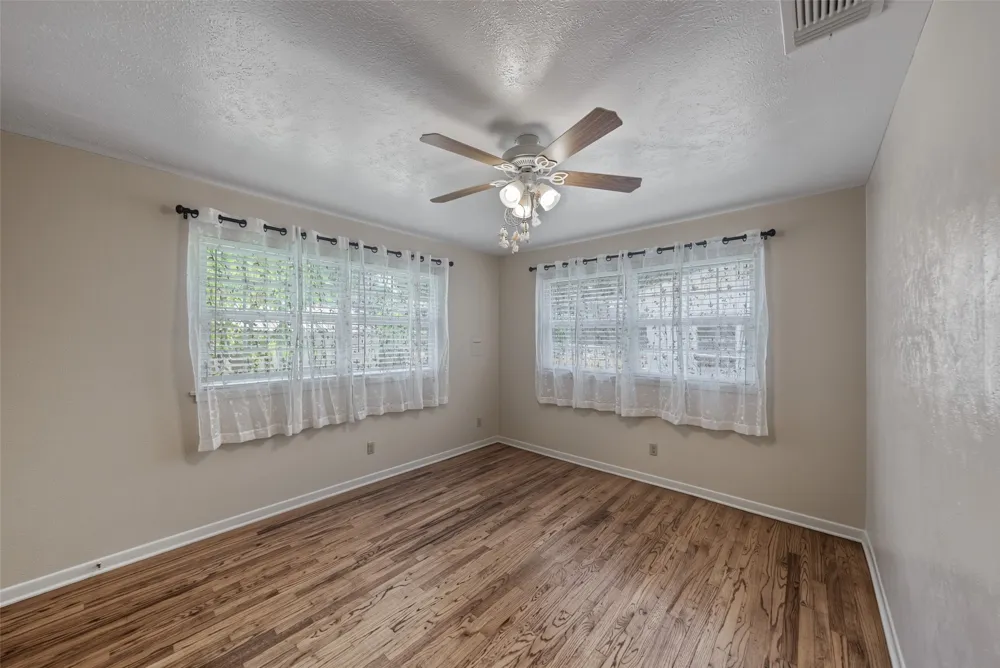 4120 Church Drive Lake Worth, TX 76135